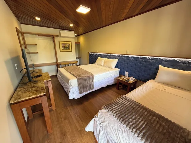 Luxury, Suite, 1 Double and 2 Murphy Beds، Hotel Mar de Cabo Frio 2/8