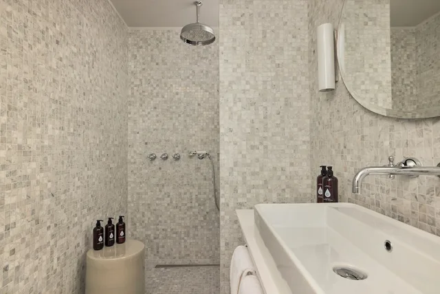 غرفة كلاسيكية بسرير كينج، Chateau Cordeillan Bages 3/5