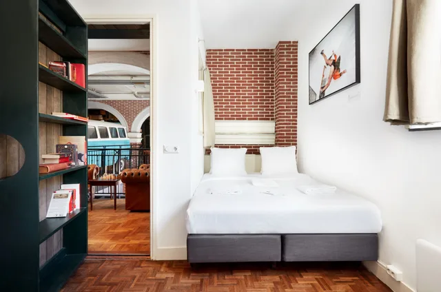 Basic, Double Bed, Xl، Hotel Not Hotel 1/10