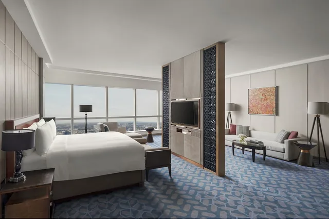 جناح رئاسي بسريرين كينج، Intercontinental Hanoi Landmark 2/4