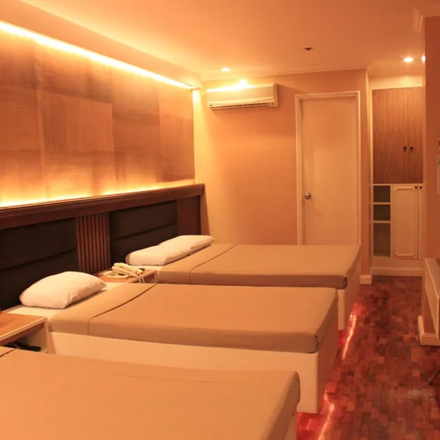 غرفة ديلوكس عائلية، Urban Travellers Hotel Ex Shogun Suite Hotel 1/4