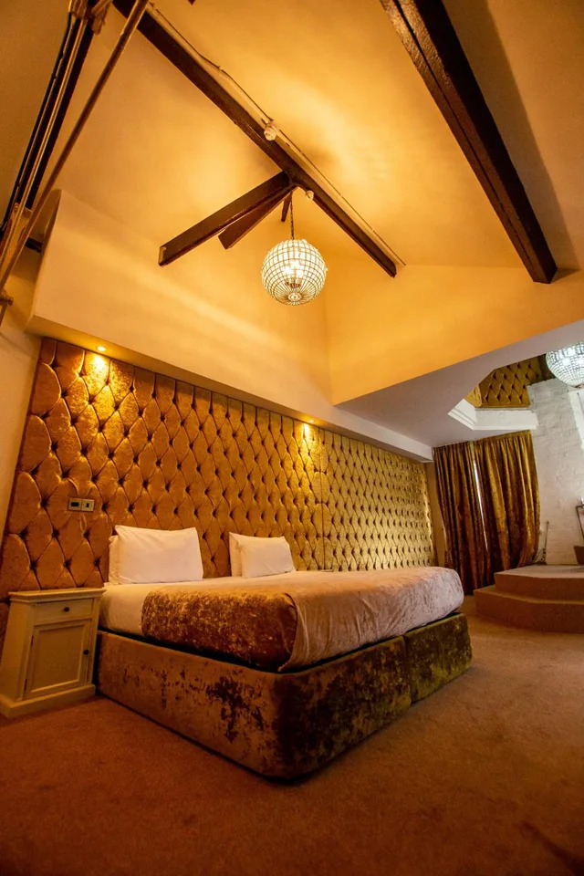 جناح رئاسي، The Dixie Dean Hotel 6/10
