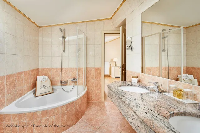 غرفة سوبيريور بسرير مزدوج بشرفة، Grand Hotel Zell Am See 3/4
