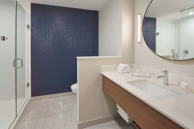 Studio, King Bed, Sofa, Fairfield Inn & Suites by Marriott Orillia 3/3