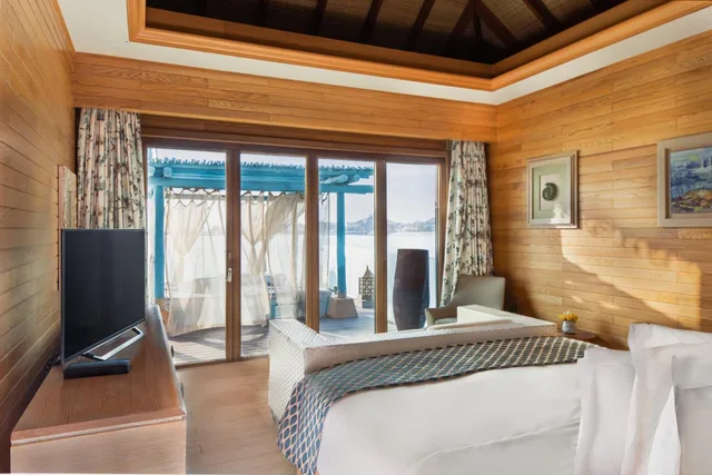 2 Bedrooms, Adventure, Overwater, Villa, Banana Island Resort Doha By Anantara 1/6