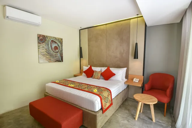 Grand, King Bed, VILLA PURI AYU 1/2