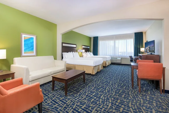 Suite, 2 Queen Beds, Sofa, Holiday Inn Express Hotel And Suites Monahans I 20 3/4