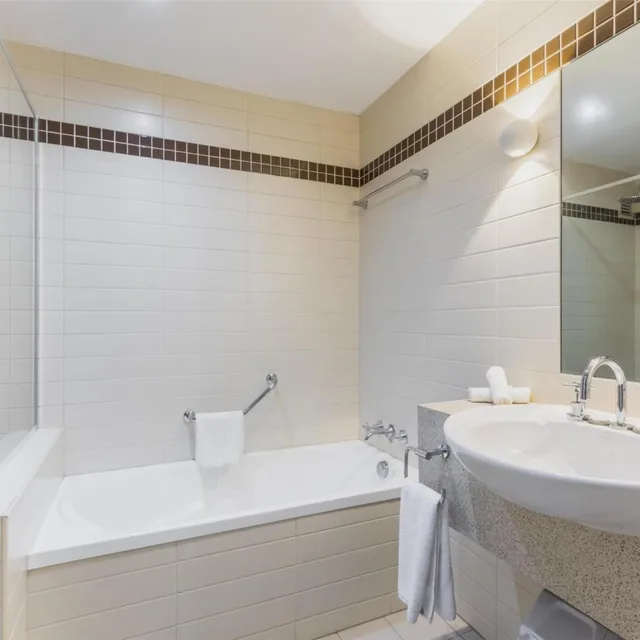 Studio, Single, Twin Beds, King Bed, Mermaid Waters Hotel by Nightcap Plus 5/6