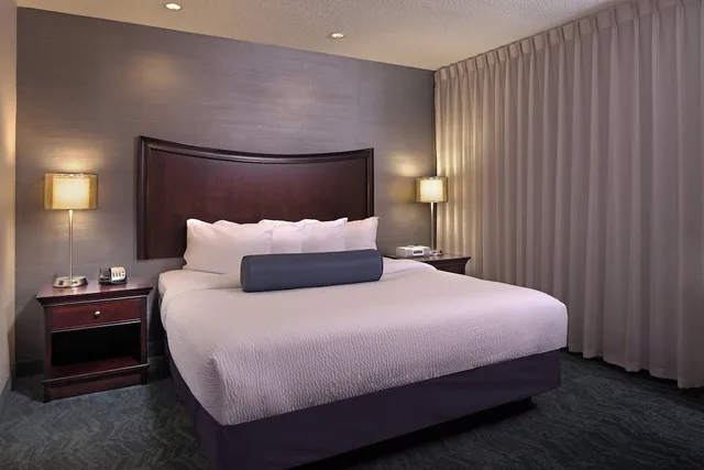جناح بسريرين كينج بغرفتي نوم مع سرير سحّاب إضافي في طابق مرتفع، SPRINGHILL SUITES MARRIOTT BALTIMORE DOWNTOWN/INNER HARBOR 2/4