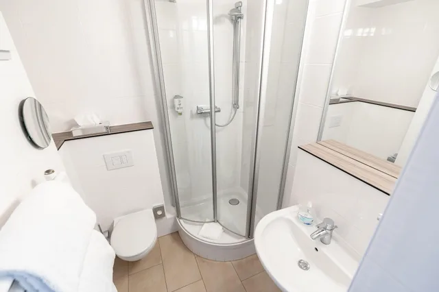غرفة بزنس ثلاثية، Hotel Demas City 6/6