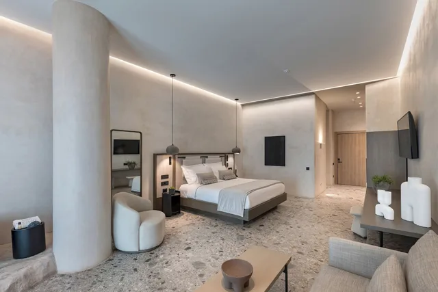 جناح بسرير كينج بإطلالة على البحر بجاكوزي، Aeonic Suites and Spa - Adults Only 1/5