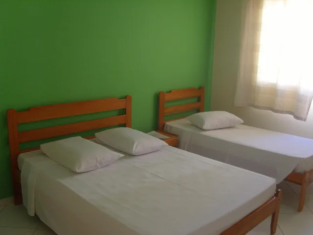 غرفة ثلاثية، Hotel Modelo 2/8