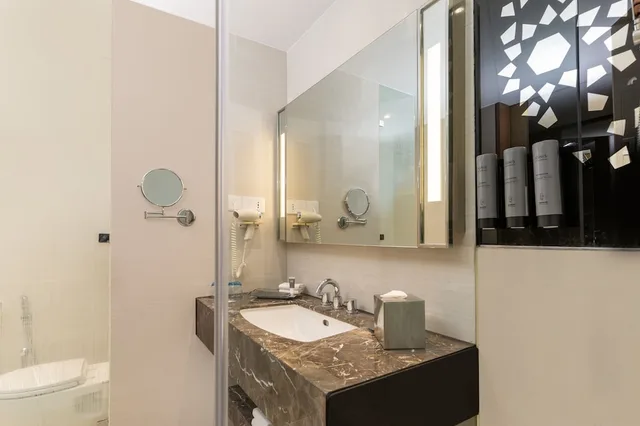 غرفة بسريرين منفصلين بإطلالة على المدينة، Courtyard By Marriott Agra 5/7