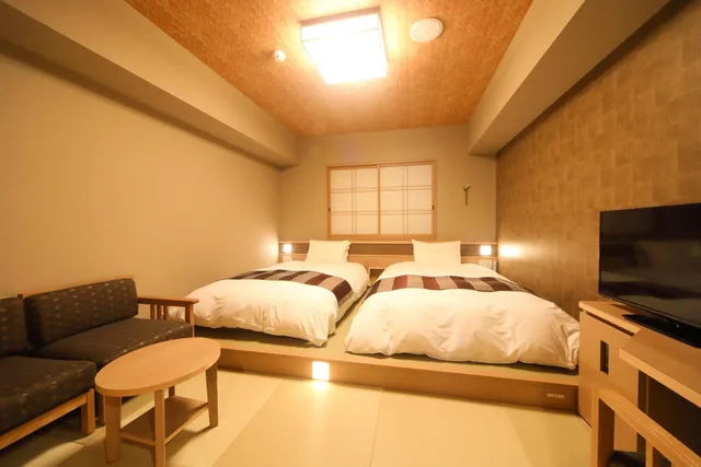 غرفة قياسية بسريرين منفصلين بأرضية تاتامي، Onyado Nono Namba Natural Hot Spring 1/6