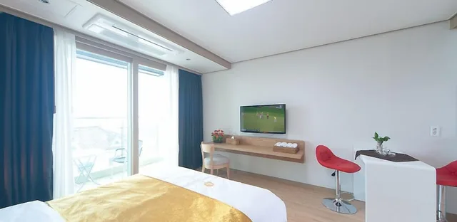 غرفة ديلوكس بسرير كوين، Swansea 4/8