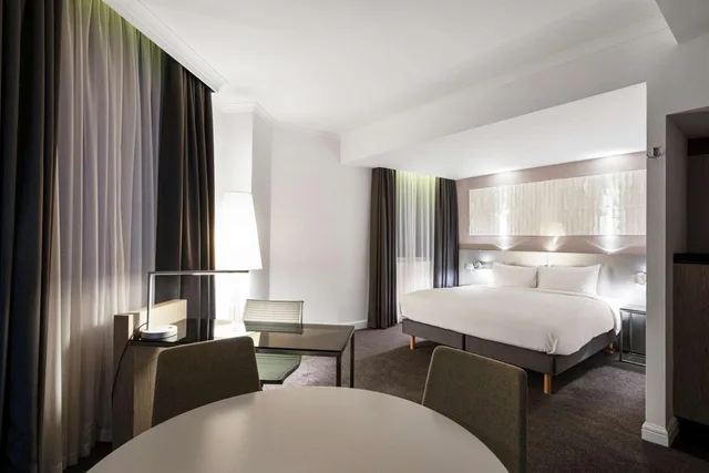 Junior Suite, Cathedral View، Radisson Blu Hotel, Leeds 6/6