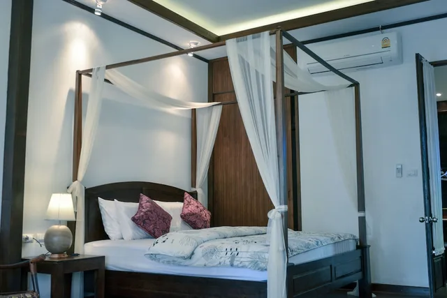 Lanai, Luxury, King Bed, Resort View، Hongkhao Village 3/10
