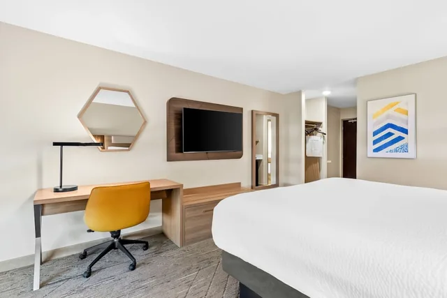 غرفة قياسية بسرير كينج، Holiday Inn Express Hotel And Suites Pauls Valley 4/4