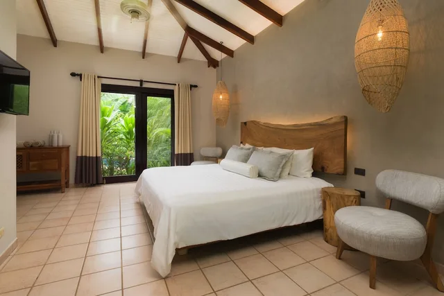 فيلا فاخرة بسرير كينج وسريرين كوين بغرفتي نوم بمسبح خاص، Cala Luna Boutique Hotel and Villas 1/10