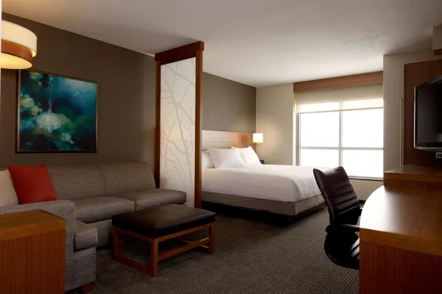غرفة بسرير كوين مع أريكة لذوي الإعاقة، Hyatt Place Corpus Christi 1/3