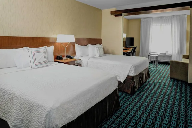 Studio, 2 Queen Beds, Sofa, Fairfield Inn Suites Lansing At Eastwood 1/1