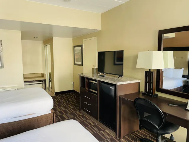 غرفة قياسية بسرير كينج، Best Western Atlantic City Hotel 6/6