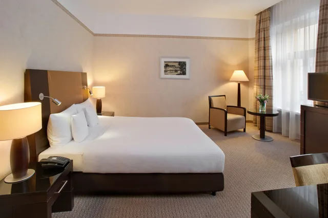 غرفة قياسية بسرير كينج، Polonia Palace Hotel 1/4