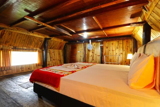 غرفة قياسية رباعية، Tuk Tuk Timbul Bungalows by ZUZU 2/2