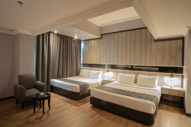 غرفة عائلية بسريرين كينج، Grand Jatra Hotel Pekanbaru 2/3