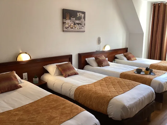 غرفة قياسية رباعية بسرير مزدوج وسريرين منفصلين، HOTEL ANGELIC-MYRIAM 2/10
