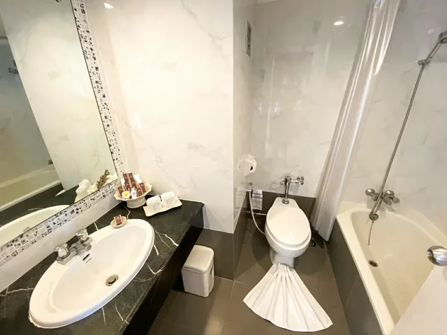 غرفة ديلوكس بسرير كينج، Hua Hin Grand Hotel And Plaza 5/6