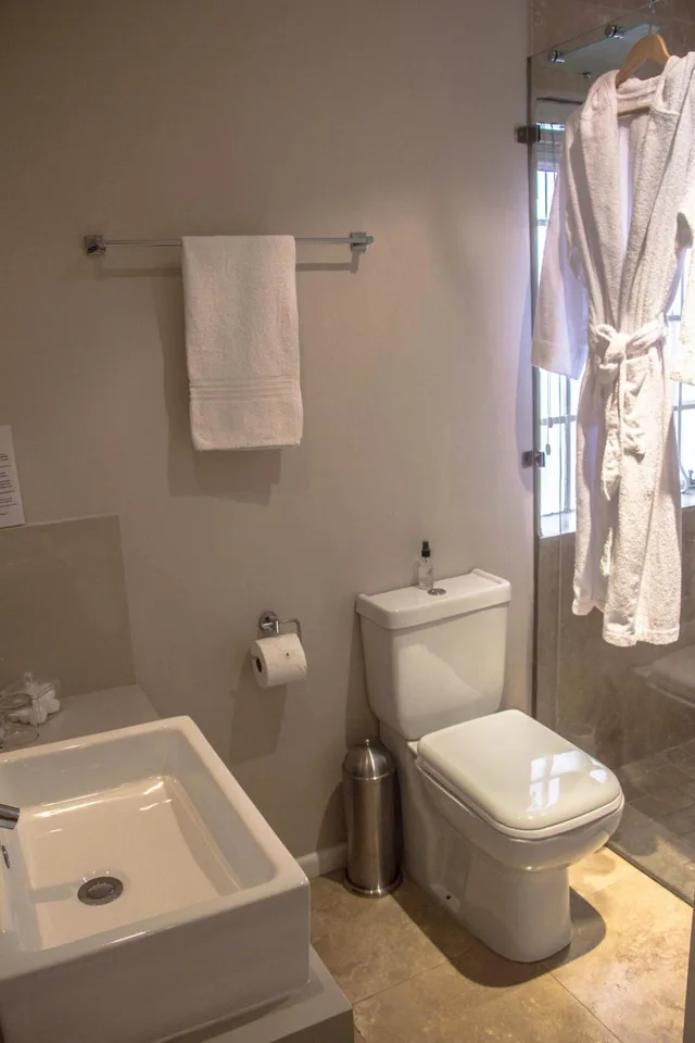 جناح بمطبخ، Wild Olive Guest House 2/2