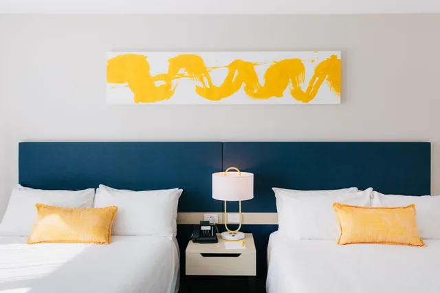 غرفة بريميوم بسريرين مزدوجين بإطلالة على الجبل، voco Gold Coast 4/6