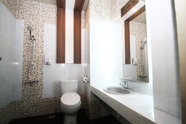جناح جونيور مع أريكة، The L Hotel Entertainment 4/4