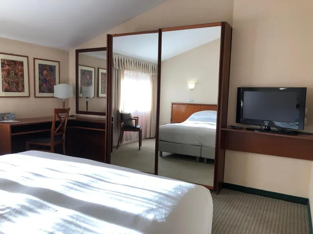 Room, Double or Twin Bed, Arli Hotel Business And Wellness 1/4