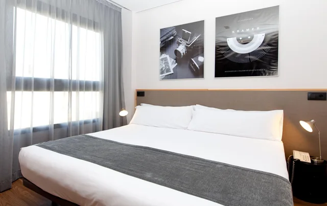 غرفة قياسية مفردة بسرير مزدوج، Hotel Kramer 1/3