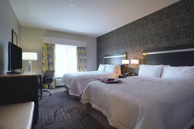 غرفة بسريرين كوين، Hampton Inn And Suites Columbus/University Area 1/3