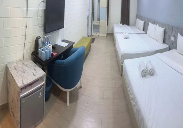 Superior, 3 King Beds, Pool View, Dlima Beach Inn 5/6