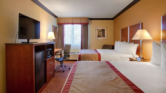غرفة رباعية بسريرين كوين، Best Western Ft. Lauderdale I-95 Inn 2/3