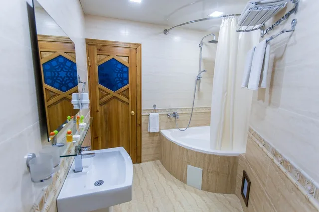 غرفة قياسية بسرير مزدوج، Kukaldosh Hotel 4/7