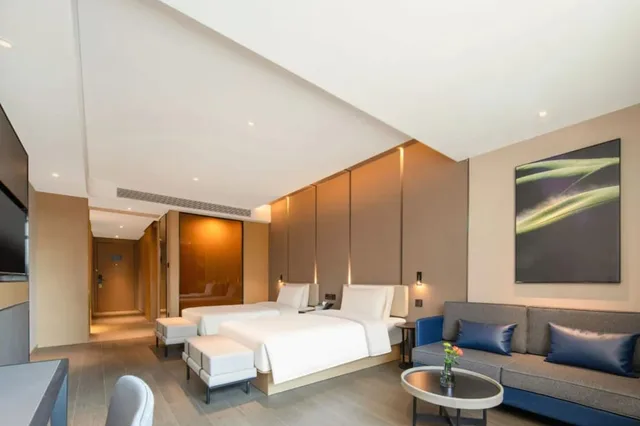 Superior, Twin Beds, Atour Hotel Nanjing Maqun 1/4