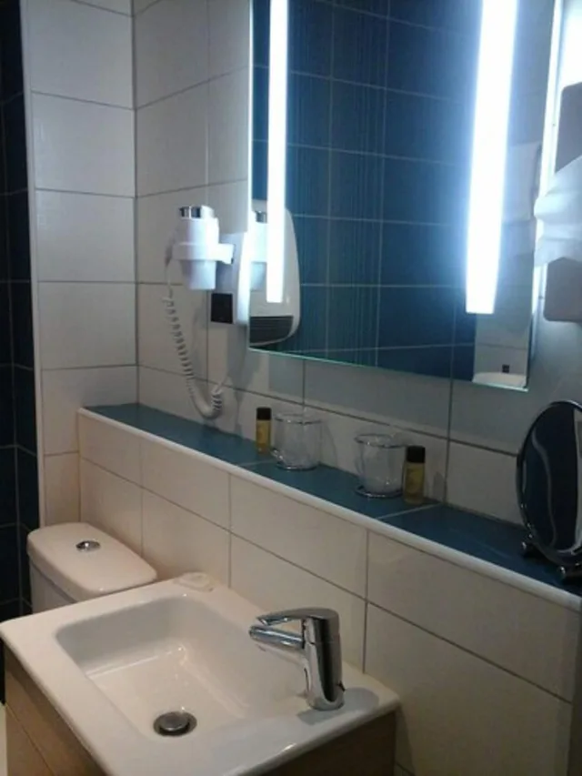غرفة كومفورت بسرير مزدوج، Hotel Carmin 7/8