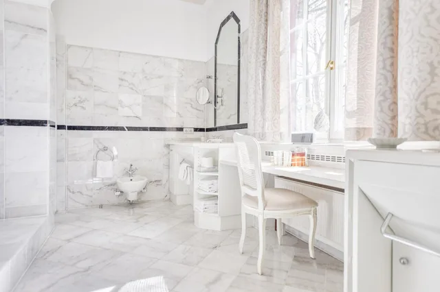 Tower, Comfort, King Bed، WALD AND SCHLOSSHOTEL FRIEDRICHSRUHE 4/4