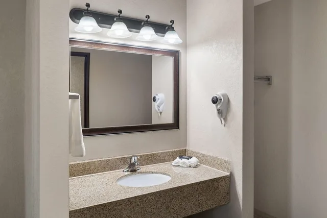 جناح بسريرين كوين بغرفة نوم واحدة، Baymont By Wyndham Oacoma 5/5