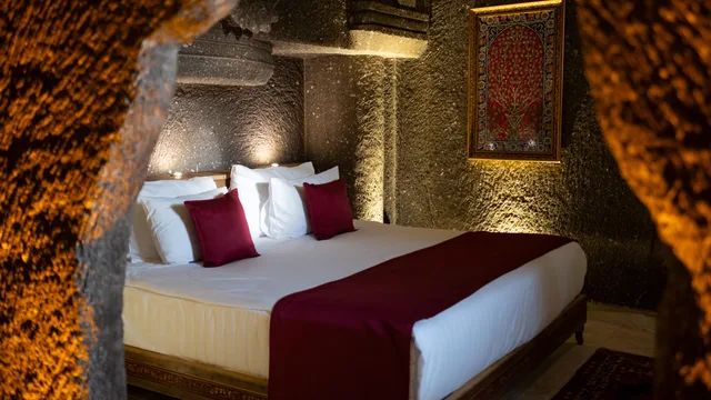 جناح بسرير كوين، Sah Saray Cave Suites Halal Hotel 2/2