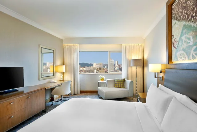 غرفة تنفيذية بسرير كينج، Hilton Durban 3/10