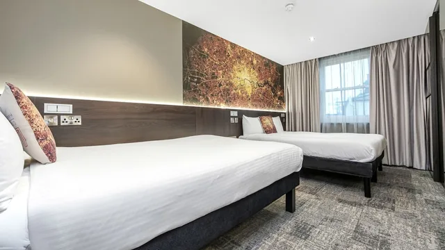 غرفة قياسية بسريرين مزدوجين، Heeton Concept Hotel - Luma Hammersmith 2/10