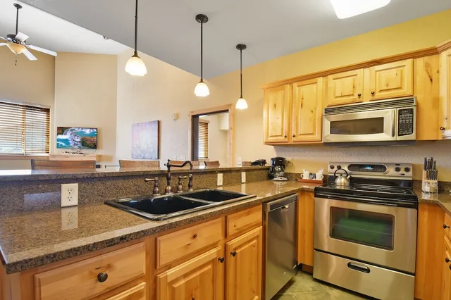 2 Bedrooms, Condo, Silver, Lodge, King and Queen Bed, 2 Sofa، Silverado Lodge 6/7