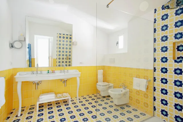 غرفة ديلوكس بسرير كوين، Relais Correale Rooms And Garden 6/6