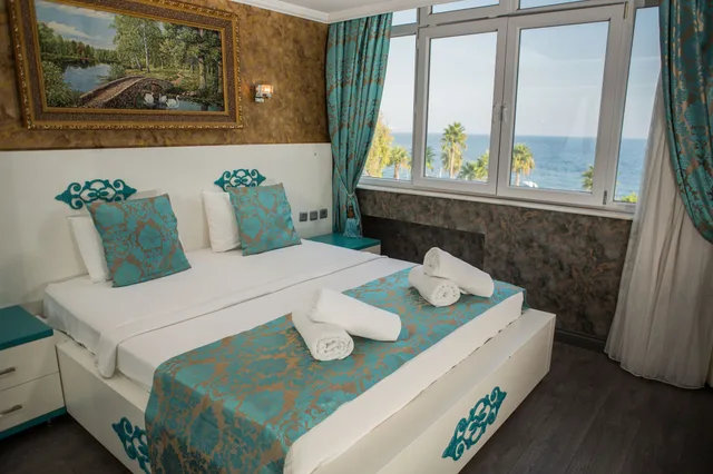 جناح استوديو بسرير كوين، Select Erdem Hotel 1/3